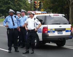 613px-Philadelphia_Police_-_gang_with_vehicle