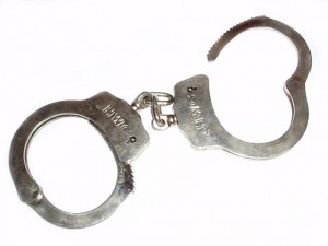 Police_handcuffs_alt-300x225
